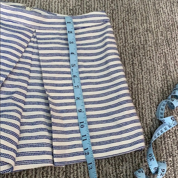 NWT BCBG Generation Dress Shorts - Picture 7 of 7